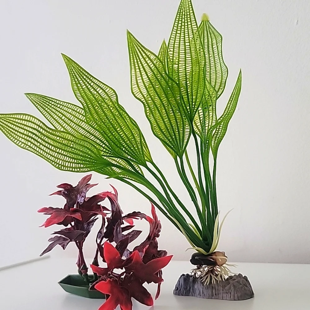 Green and Red Artificial Plant Aquarium Decor, 2 Pcs